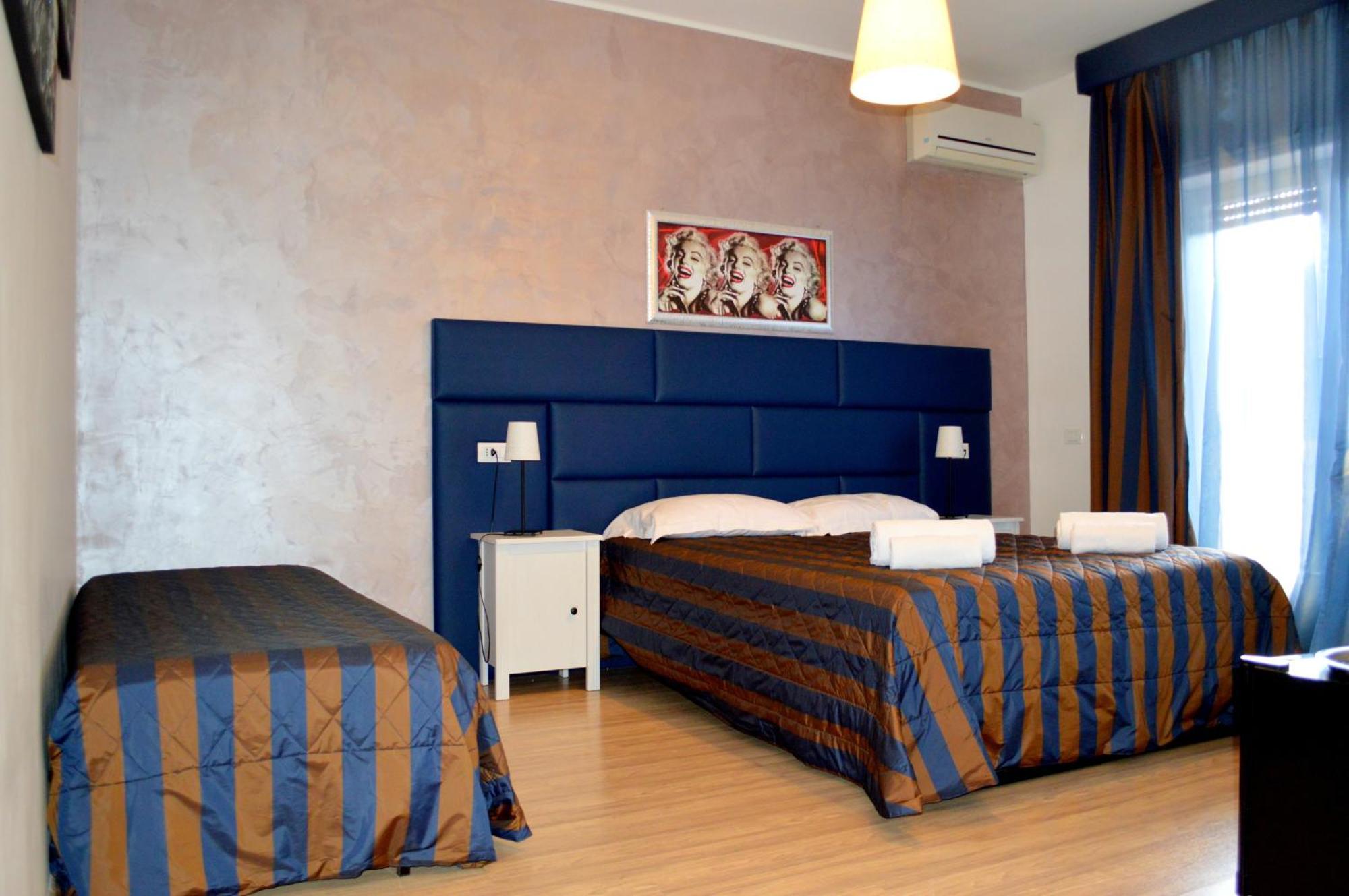 Check-Inn Rooms — Photos 2